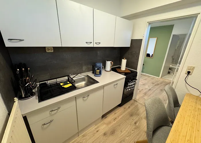 Apartman 3 Nr 1 In *